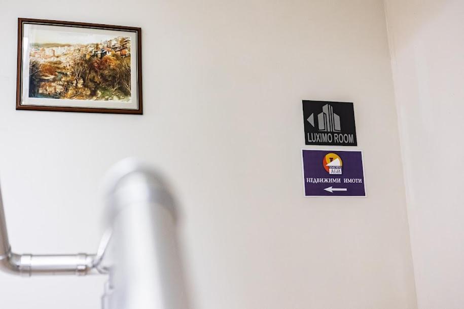 Luximo Room Veliko Tarnovo Exterior foto